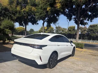 Chery Fengyun A8 2025 купить из Китая, цена 2 693 000 ₽ — Suifenhe Auto