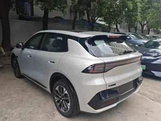 Changan Qiyuan Q05 2026 купить из Китая, цена 2 373 000 ₽ — Suifenhe Auto