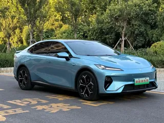 Deepal L07 2024 купить из Китая, цена 3 081 000 ₽ — Suifenhe Auto