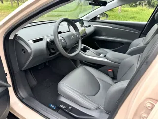 XPeng MONA M03 2025 купить из Китая, цена 3 052 000 ₽ — Suifenhe Auto