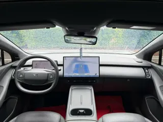 XPeng P7+ 2025 купить из Китая, цена 4 356 000 ₽ — Suifenhe Auto