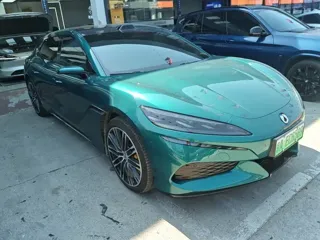 Denza Z9 2026 купить из Китая, цена 8 356 000 ₽ — Suifenhe Auto