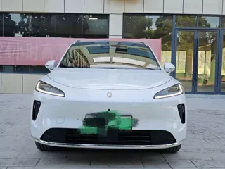 Shangjie H5 2025 купить из Китая, цена 3 386 000 ₽ — Suifenhe Auto