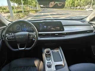 Chery Arrizo 8 2025 купить из Китая, цена 2 686 000 ₽ — Suifenhe Auto