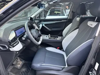 Geely Boyue L 2024 купить из Китая, цена 2 892 000 ₽ — Suifenhe Auto