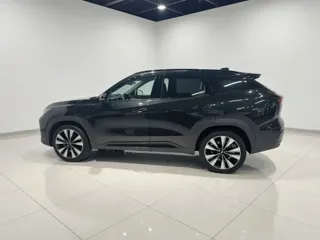 Geely Boyue L 2025 купить из Китая, цена 3 118 000 ₽ — Suifenhe Auto