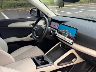 BYD Yuan UP 2026 купить из Китая, цена 2 906 000 ₽ — Suifenhe Auto