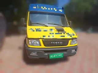 Iveco Daily 2022 купить из Китая, цена 1 581 000 ₽ — Suifenhe Auto