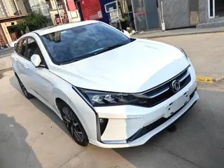 Dongfeng Aeolus Yixuan 2019 купить из Китая, цена 1 015 000 ₽ — Suifenhe Auto