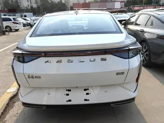 Dongfeng Aeolus Yixuan 2019 купить из Китая, цена 1 015 000 ₽ — Suifenhe Auto