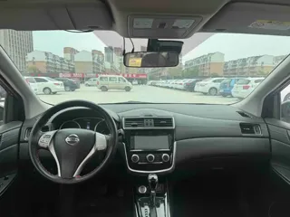 Nissan Tiida 2019 купить из Китая, цена 1 360 000 ₽ — Suifenhe Auto