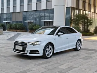 Audi A3 2019 купить из Китая, цена 1 472 000 ₽ — Suifenhe Auto