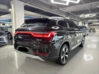 BYD Song 2023 купить из Китая, цена 3 611 000 ₽ — Suifenhe Auto