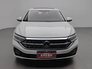 Volkswagen Sagitar 2025 купить из Китая, цена 2 932 000 ₽ — Suifenhe Auto