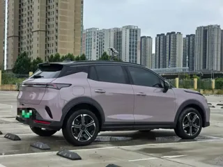 Lynk & Co 06 EM-P 2025 купить из Китая, цена 2 557 000 ₽ — Suifenhe Auto