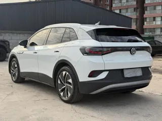 Volkswagen ID.4 CROZZ 2023 купить из Китая, цена 1 957 000 ₽ — Suifenhe Auto