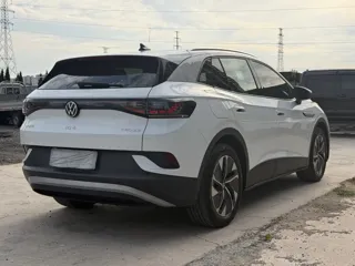 Volkswagen ID.4 CROZZ 2023 купить из Китая, цена 1 957 000 ₽ — Suifenhe Auto