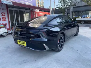 Hongqi H6 2024 купить из Китая, цена 3 130 000 ₽ — Suifenhe Auto