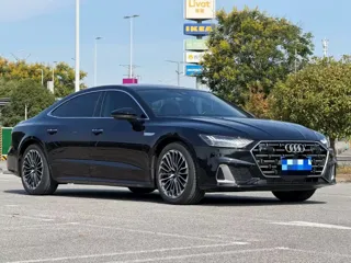 Audi A7L 2025 купить из Китая, цена 6 113 000 ₽ — Suifenhe Auto