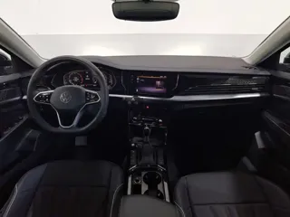 Volkswagen Passat 2024 купить из Китая, цена 3 907 000 ₽ — Suifenhe Auto