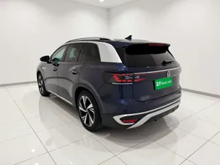 Volkswagen ID.6 CROZZ 2022 купить из Китая, цена 3 907 000 ₽ — Suifenhe Auto