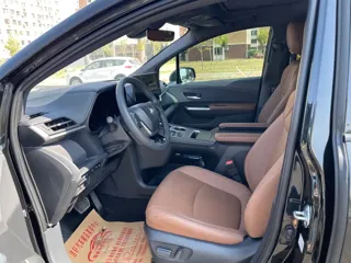 Toyota SIENNA 2026 купить из Китая, цена 8 164 000 ₽ — Suifenhe Auto