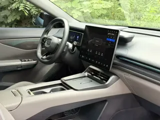 Lynk & Co 07 EM-P 2024 купить из Китая, цена 3 326 000 ₽ — Suifenhe Auto