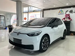 Volkswagen ID.3 2024 купить из Китая, цена 1 938 000 ₽ — Suifenhe Auto