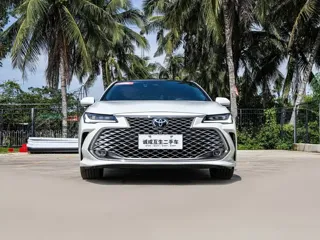Toyota Avalon 2025 купить из Китая, цена 6 210 000 ₽ — Suifenhe Auto