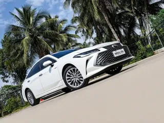 Toyota Avalon 2025 купить из Китая, цена 6 210 000 ₽ — Suifenhe Auto