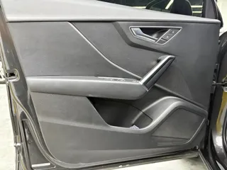 Audi Q2L e-tron 2021 купить из Китая, цена 1 534 000 ₽ — Suifenhe Auto