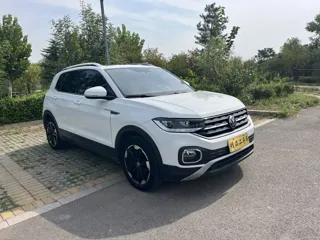 Volkswagen Tacqua 2020 купить из Китая, цена 1 474 000 ₽ — Suifenhe Auto