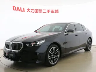 BMW 5 Series 2026 купить из Китая, цена 6 630 000 ₽ — Suifenhe Auto