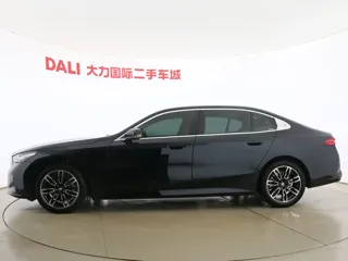 BMW 5 Series 2026 купить из Китая, цена 6 630 000 ₽ — Suifenhe Auto
