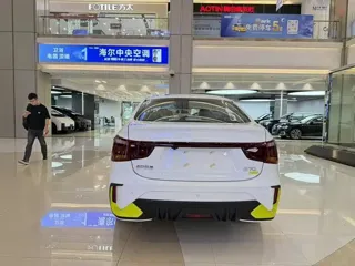 Dongfeng Aeolus E70 2026 купить из Китая, цена 1 623 000 ₽ — Suifenhe Auto