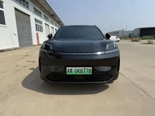 Lynk & Co 08 EM-P 2025 купить из Китая, цена 3 885 000 ₽ — Suifenhe Auto