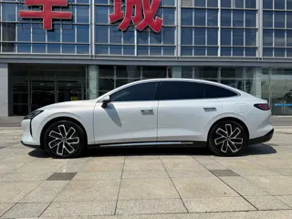 Baojun Xiangjing 2025 купить из Китая, цена 3 405 000 ₽ — Suifenhe Auto