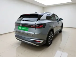 Volkswagen ID.4 X 2023 купить из Китая, цена 3 780 000 ₽ — Suifenhe Auto