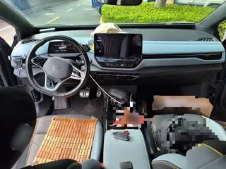 Volkswagen ID.4 X 2023 купить из Китая, цена 3 780 000 ₽ — Suifenhe Auto