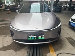 Changan Qiyuan A07 2025 купить из Китая, цена 3 318 000 ₽ — Suifenhe Auto