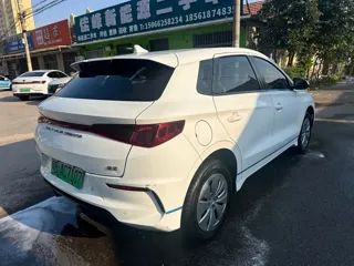 BYD e2 2020 купить из Китая, цена 971 000 ₽ — Suifenhe Auto