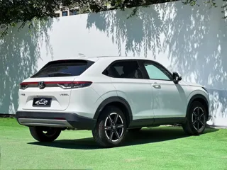 Honda HR-V 2023 купить из Китая, цена 2 122 000 ₽ — Suifenhe Auto