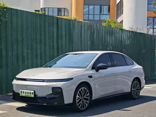 Leapmotor B01 2025 купить из Китая, цена 2 789 000 ₽ — Suifenhe Auto