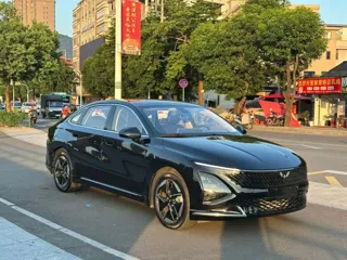 Wuling Starlight 2024 купить из Китая, цена 2 505 000 ₽ — Suifenhe Auto