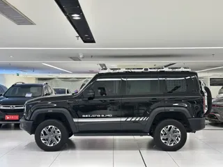 Beijing Off-Road BJ40 2024 купить из Китая, цена 4 090 000 ₽ — Suifenhe Auto
