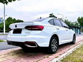 Volkswagen Lavida 2023 купить из Китая, цена 1 367 000 ₽ — Suifenhe Auto