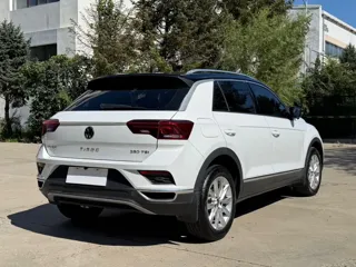 Volkswagen T-ROC 2022 купить из Китая, цена 1 727 000 ₽ — Suifenhe Auto