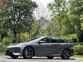 Deepal SL03 2023 купить из Китая, цена 3 284 000 ₽ — Suifenhe Auto