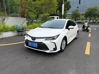 Toyota Corolla 2023 купить из Китая, цена 1 695 000 ₽ — Suifenhe Auto