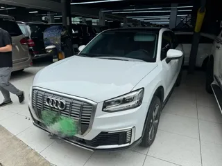Audi Q2L e-tron 2021 купить из Китая, цена 1 443 000 ₽ — Suifenhe Auto